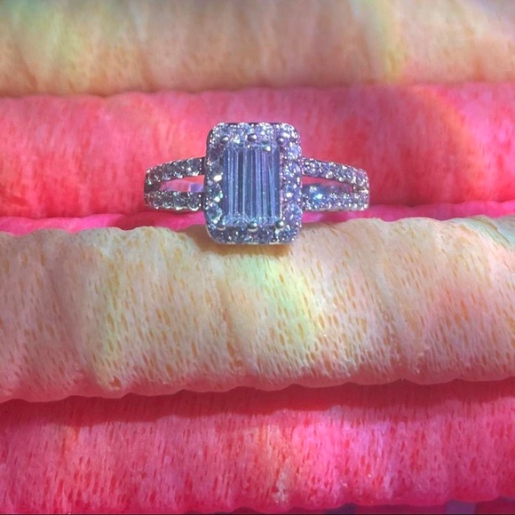 Crystal ring 💍 - Picture 2 of 2